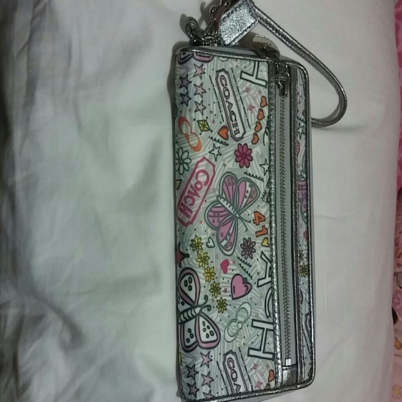 ***reduced Wallet wristlet