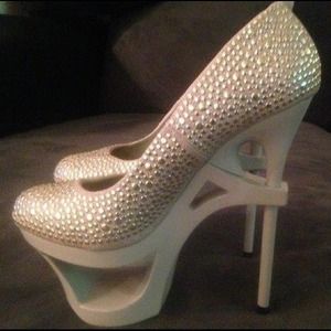 Privileged Prevee studded cut-out platform heels