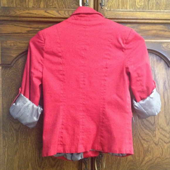 Red blazer - Picture 2 of 3