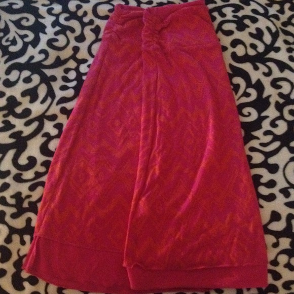 Pink and orange chevron skirt - Picture 1 of 1