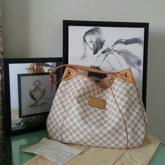 Louis Vuitton Handbags - 10 % Discount Louis Vuitton Gallieria GM