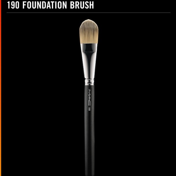 MAC 190 brush