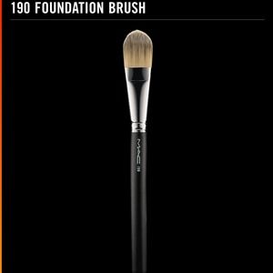 MAC 190 brush