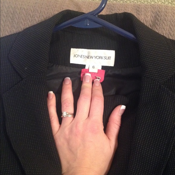 Jones New York Pant Suit - Picture 1 of 4