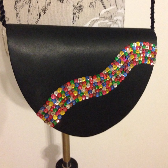 Cora Jacobs Handbags - 🆕 Vintage Colorful Sequins Black Clutch Purse