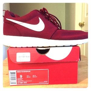 MENS Nike Roshe Run sz 9
