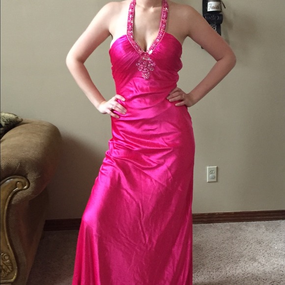 Gorgeous prom dress!