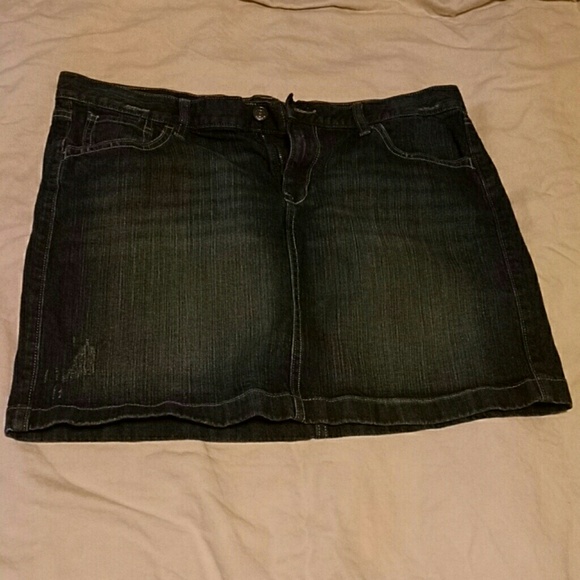 Distressed denim skirt