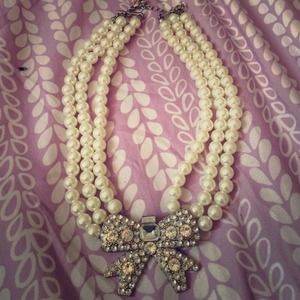 Cute pearl necklace 😊