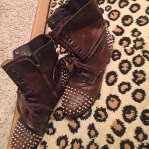 Reduced!leather/gold stud boots! Practically new!