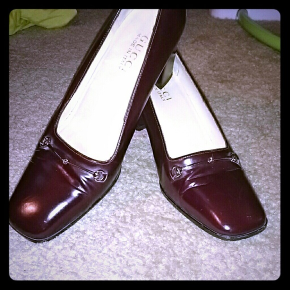 vintage gucci pumps