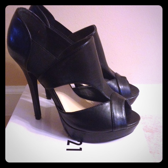 Black Forever 21 Heels