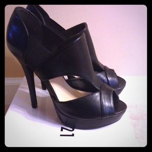 Black Forever 21 Heels