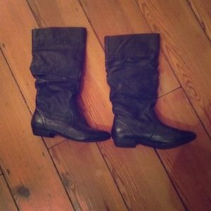 Black boots