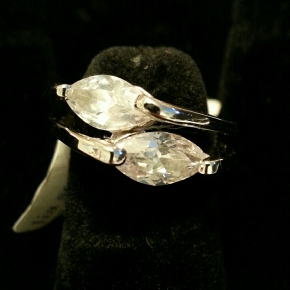 Cute sparkling ring by lia sophia