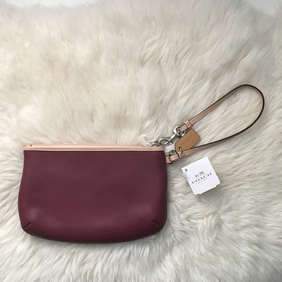 NWT {Coach} "Crimson" Wristlet - Picture 2 of 6