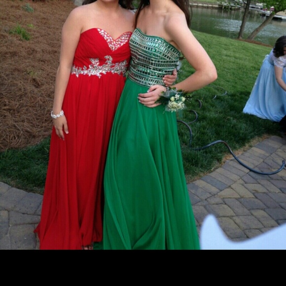 Sherri Hill prom dress (green dress)