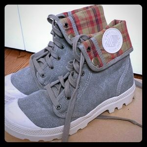 Palladium baggy boue boots