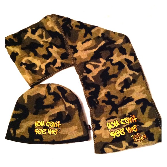 Teens- WWE "John Cena" Winter Hat & Scarf