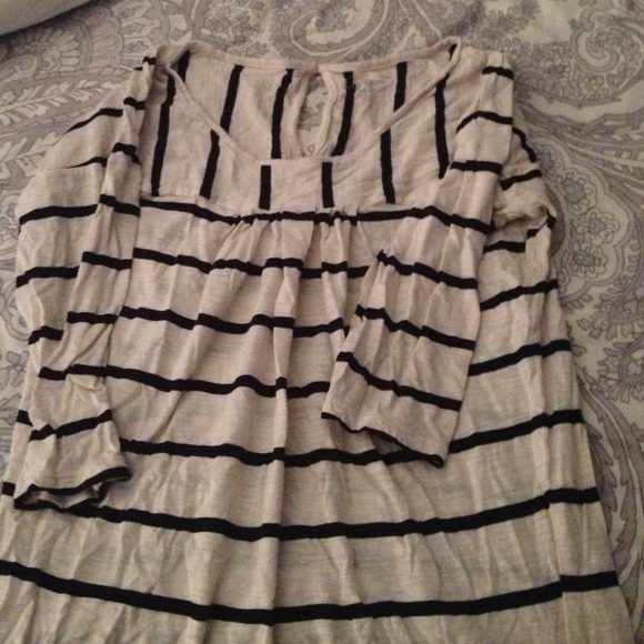 Striped loft 3/4 top