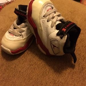 michael jordan red and black shoes