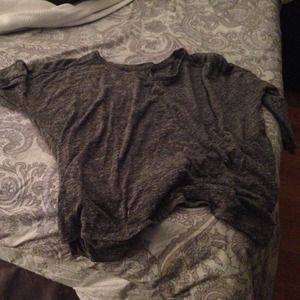 Heather gray loft crop top with 3/4 sleeves