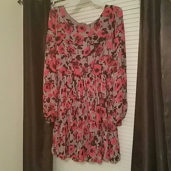 Vintage floral print dress