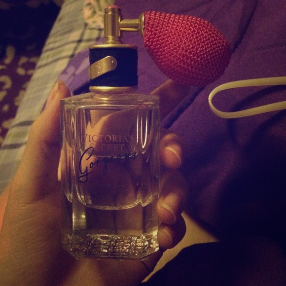 vs perfume