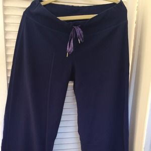 Lululemon athletica navy Be Still pant