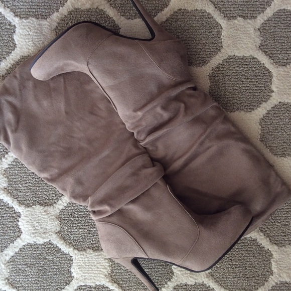 Shoe Dazzle Boots - Microfiber Knee Length Boots 🎉City Style HP🎉