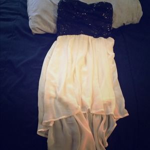 🚫Sold on Mercari🚫Stunning Sweetheart Dress