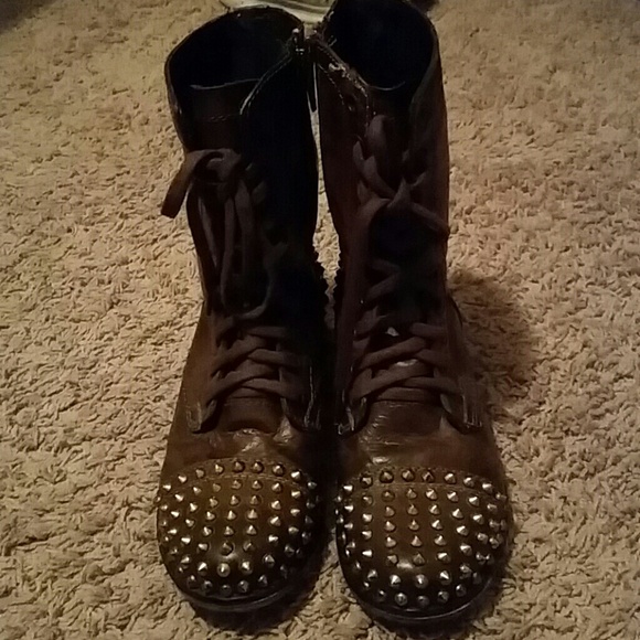 Additional pictures of steve madden combat boots