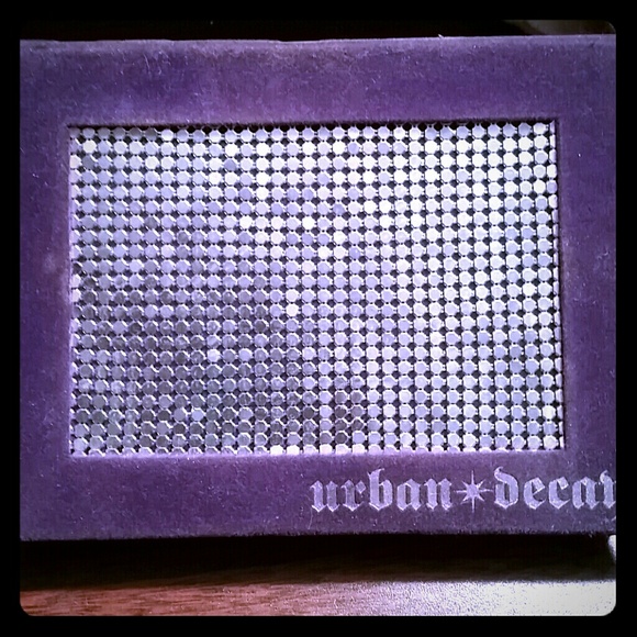 Urban Decay Deluxe Palette