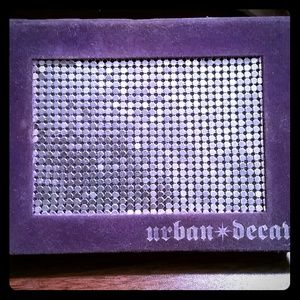 Urban Decay Deluxe Palette