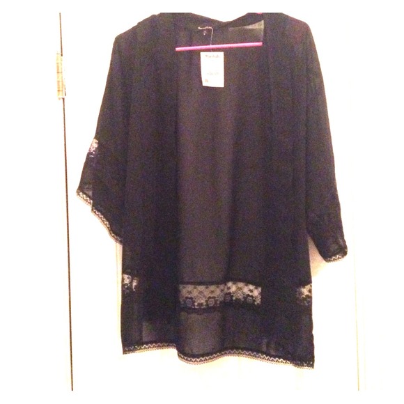 Max & Ruby Jackets & Blazers - Black flowy boho shawl!