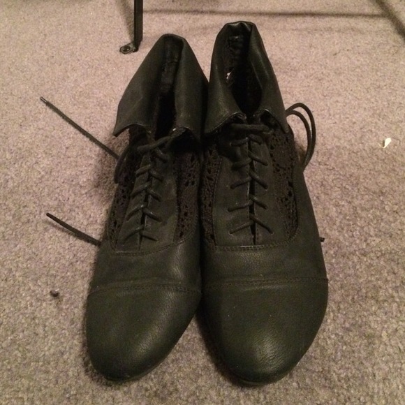 Black Collared booties