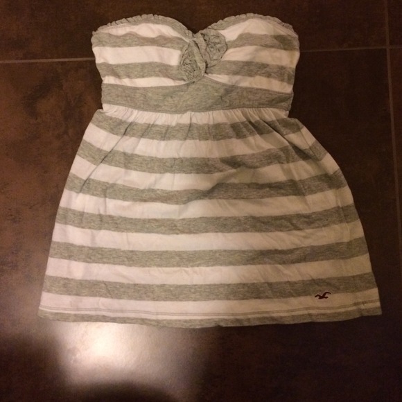 Hollister stripped tube top