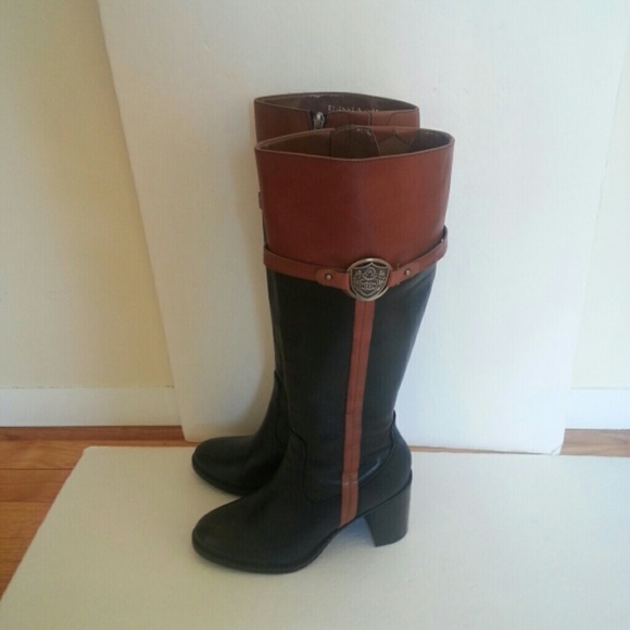 Etienne Aigner Boots - Etienne Aigner boots
