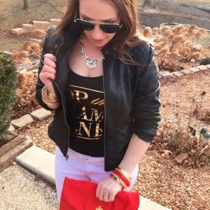 FREE WITH PURCHASE OF $40+