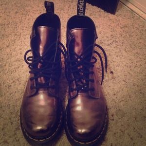 Dr martens metallic silver size 7