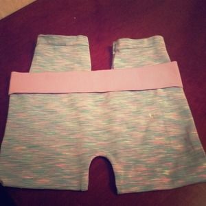 Vibrant work out leggings