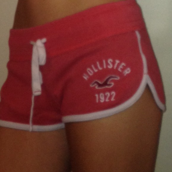 Hollister shorts - Picture 2 of 4