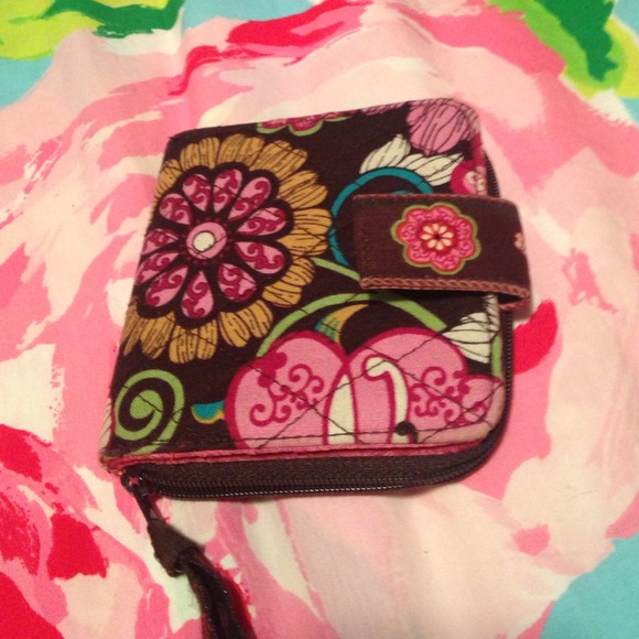 Vera Bradley wallet - Picture 1 of 3