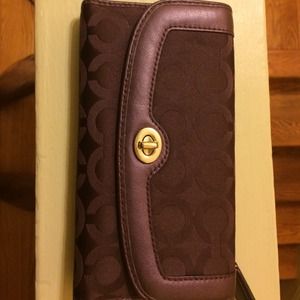 New Purple Coach Wallet