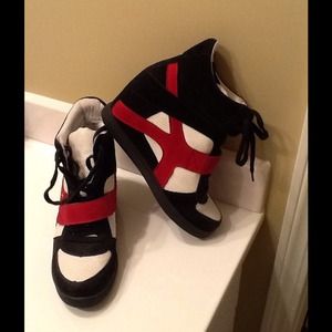 ‼️Reduced‼️Wedge Sneakers