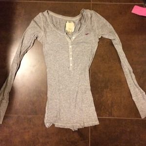 Hollister long sleeve top with buttons