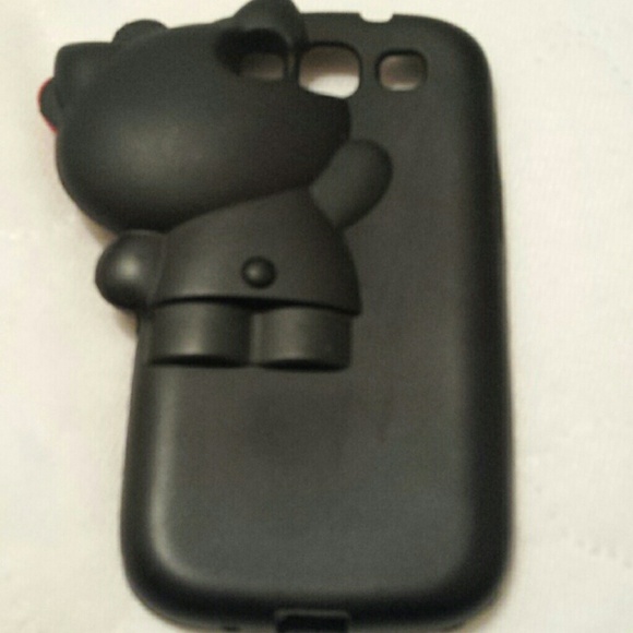 Hello Kitty Phone Case - Picture 2 of 2