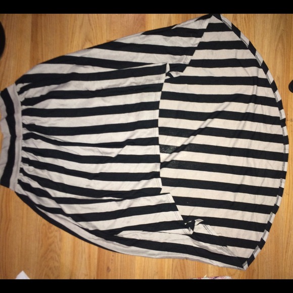 High low stripped skirt