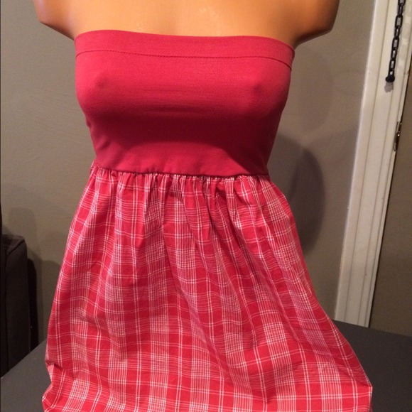 GUESS strapless dress