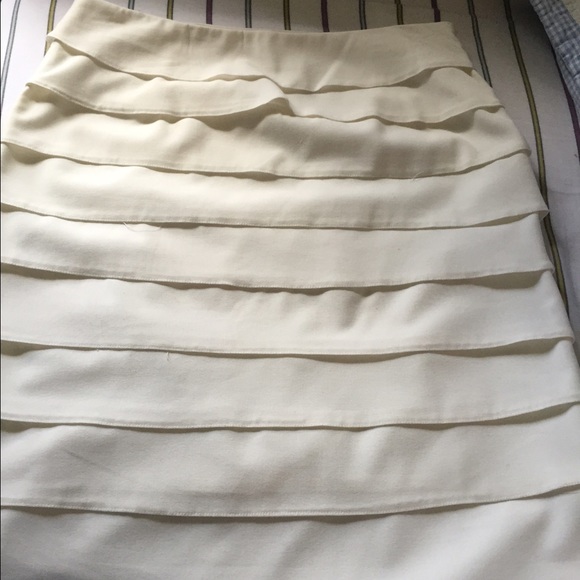 White pencil skirt